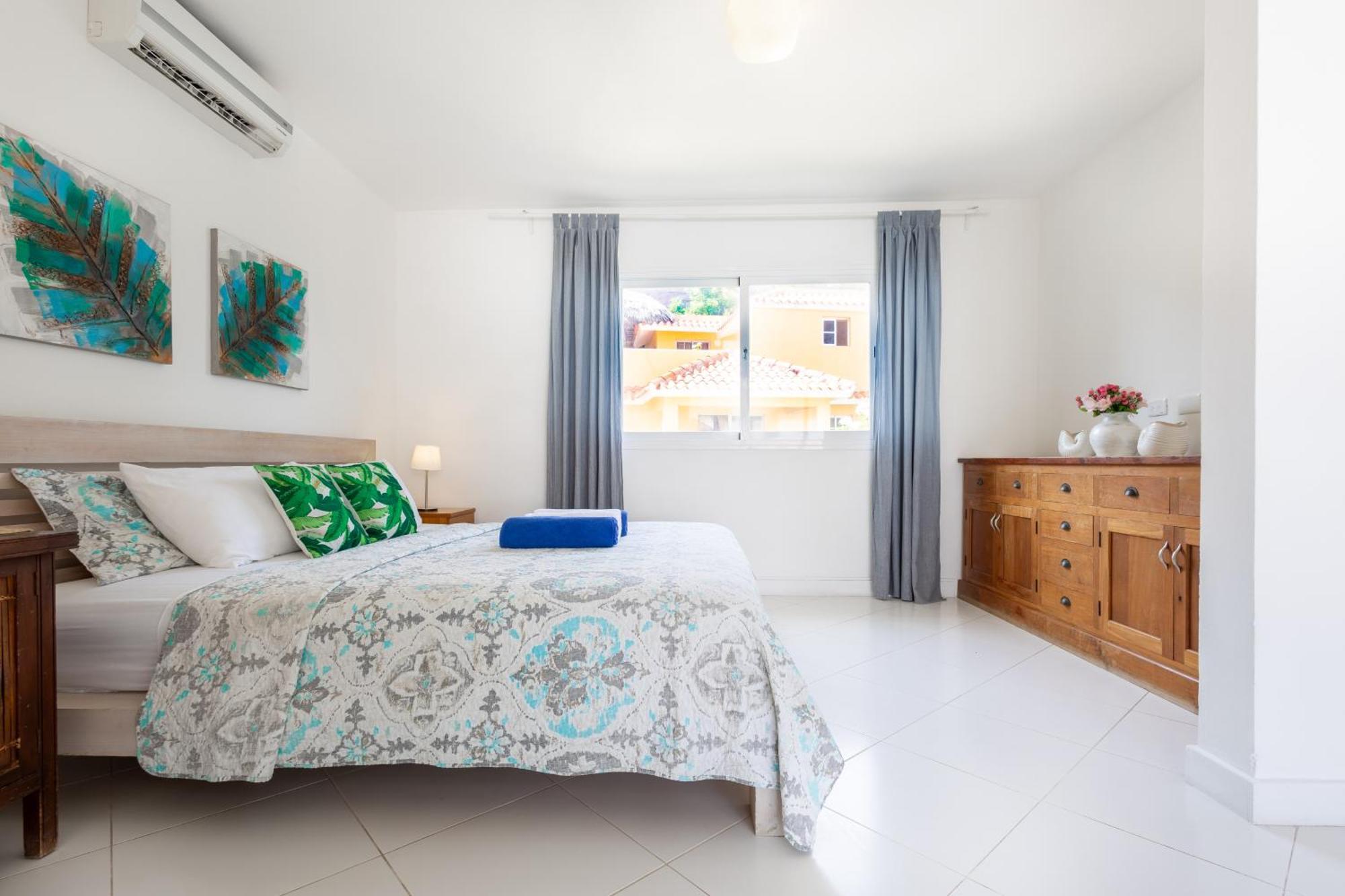 Prime Ocean View Punta Cana Apartments - 3-Bedroom Getaway With Private Terrace On Bavaro Beach Экстерьер фото